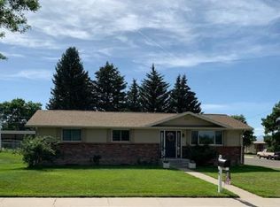 69 14th St, Wheatland, WY 82201