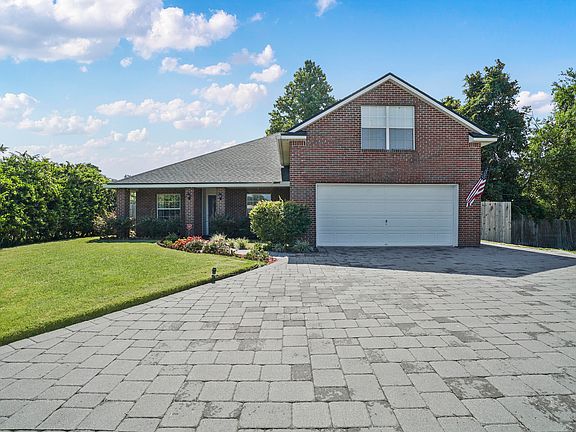 3rd image of 3189 Highland Grove Dr