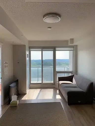 9090 Yonge St #801H photo 1