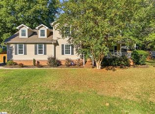 404 Foxhound Rd, Simpsonville, SC 29680