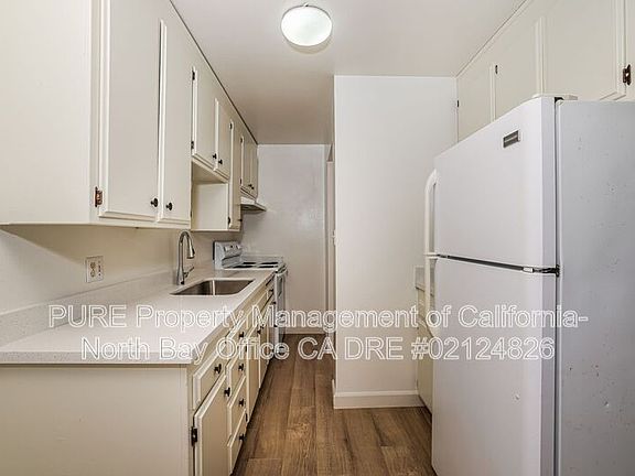 5th image of 1645 Slater St #B5