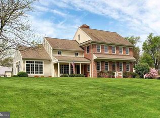 3640 Raintree Rd, York, PA 17404