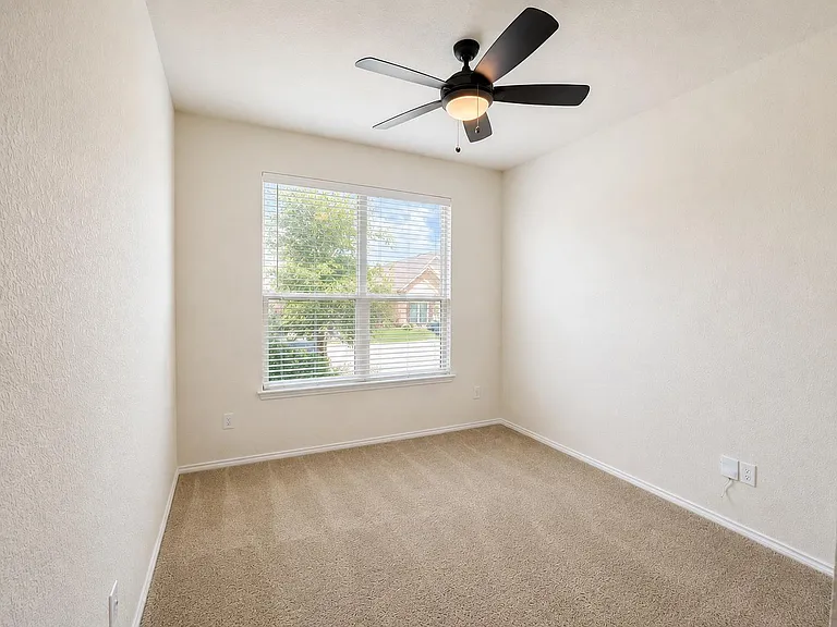 405 Kaden Prince Dr — Photo 14