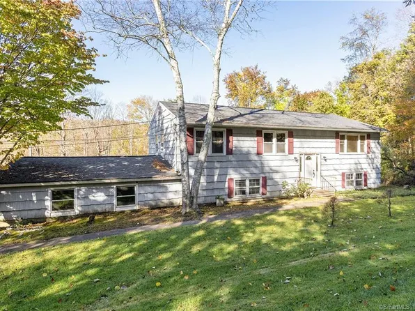 28 Hillandale Road, Brookfield, CT 06804