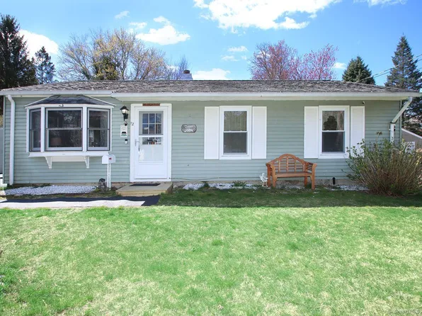 12 Fairview Street, Ansonia, CT 06401