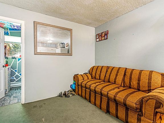 4th image of 811 W Beaver Creek Blvd #D13