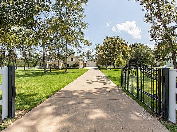2nd image of 30707 S Holly Oaks Cir