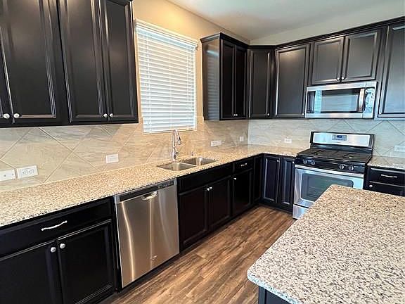 3rd image of 30111 Prairie Creek Ct
