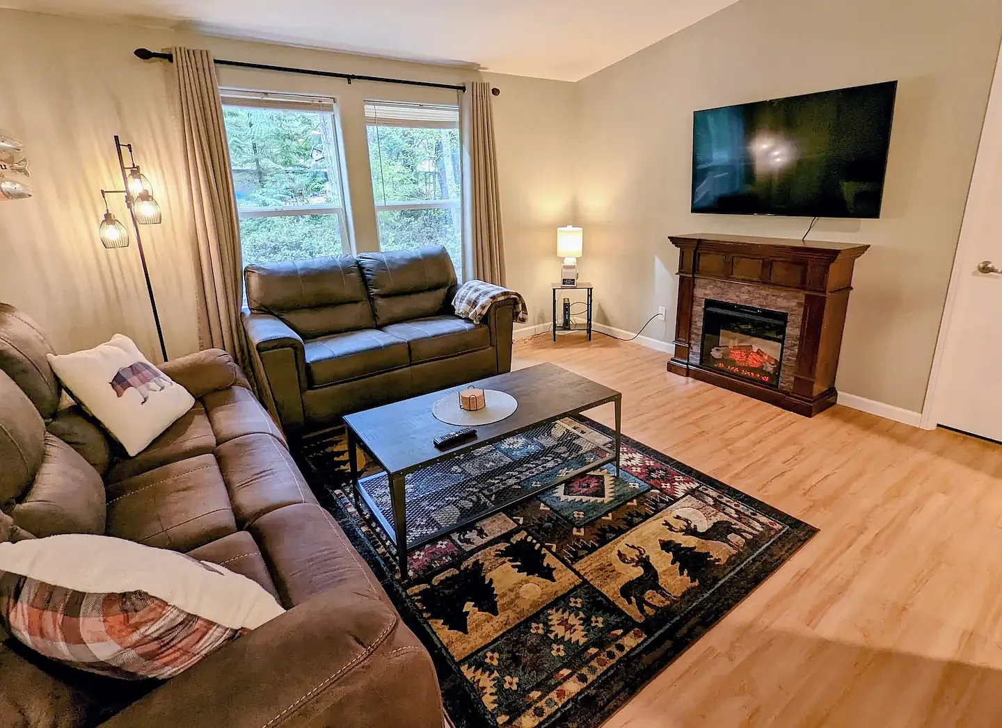 3 bed, 1500 sqft, $2,300 — Photo 2