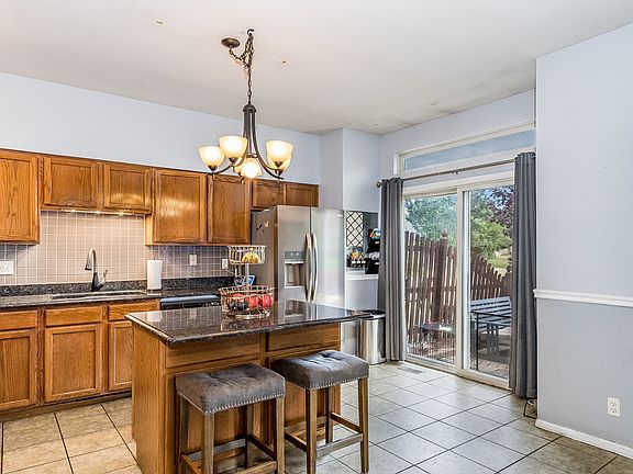 4th image of 22244 W Norwich Ln