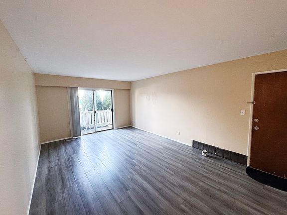5th image of 9490 Williams St #1