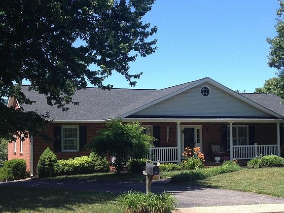 3rd image of 1637 Mill Pond Dr