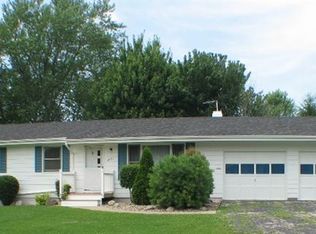 2401 Thomas Rd, Valparaiso, IN 46383