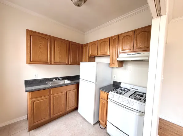 612 West 137th Street image 2 of 7