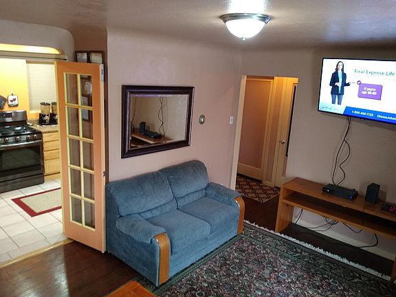 2nd image of 2210 W Custer Pl