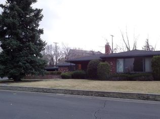 1190 Pine Ridge Dr, Reno, NV 89509