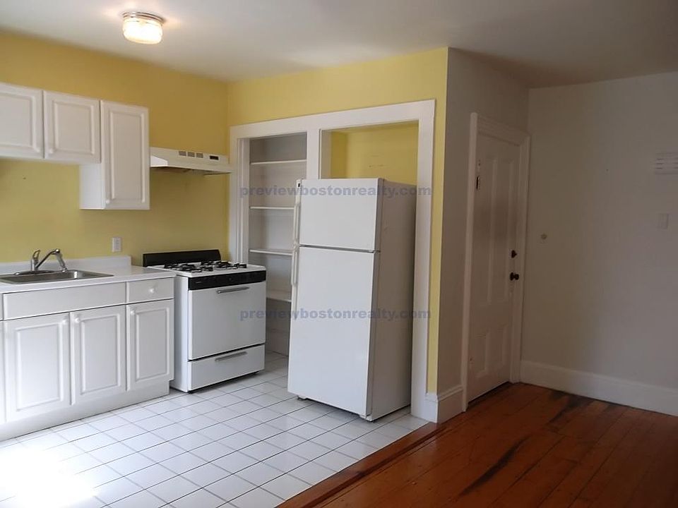2nd image of 2 Worthington St #B3