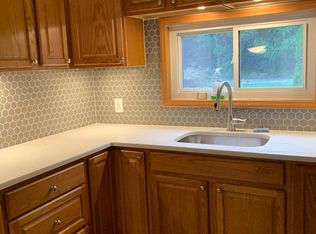 24 Carr St, Pompton Lakes, NJ 07442