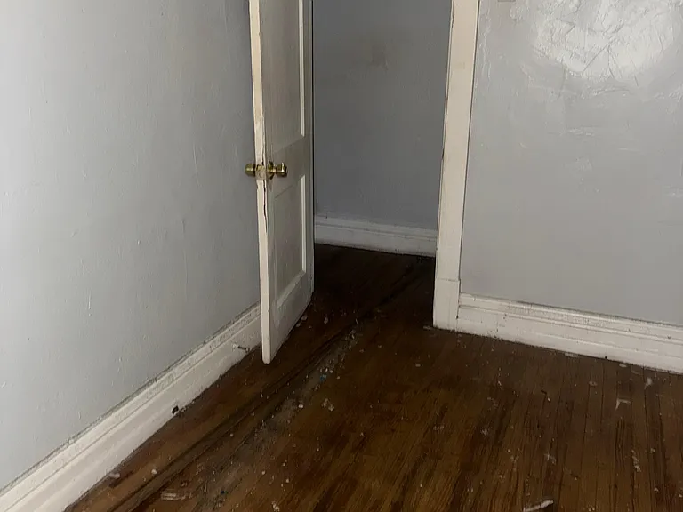 3738 Sylvan Pl — Photo 12
