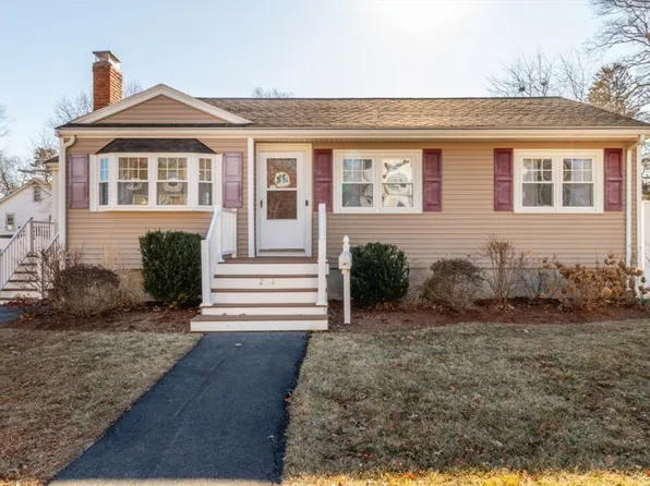 26 Pauline St, Randolph, MA 02368