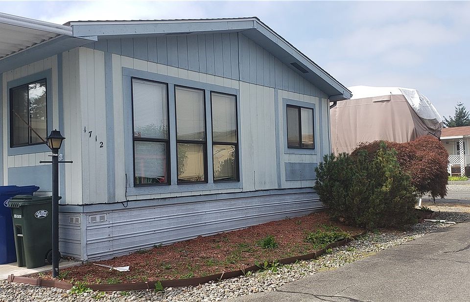 1st image of 1712 73rd Street Ct E #9