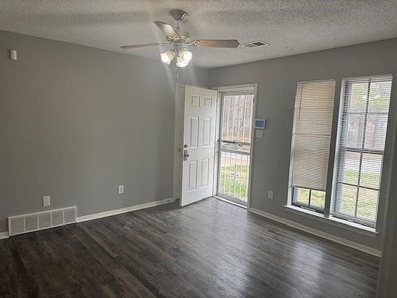 4th image of 4053 Lehi Dr