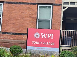 50 Fruit St #2, Worcester, MA 01609