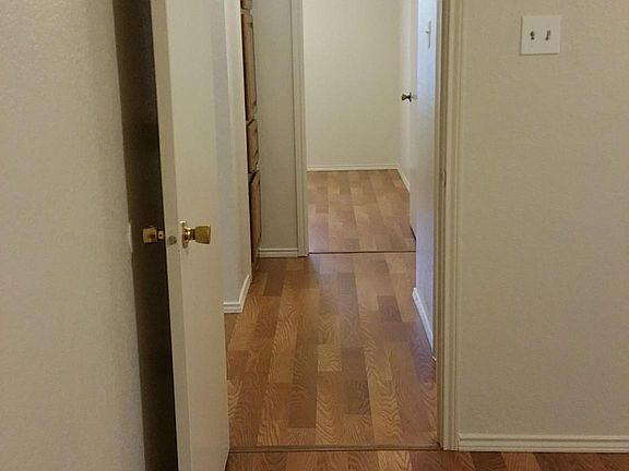4th image of 1307 Brookmeadow Ct