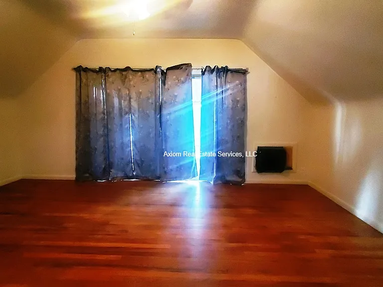 307 S 8th St #3 — Photo 11