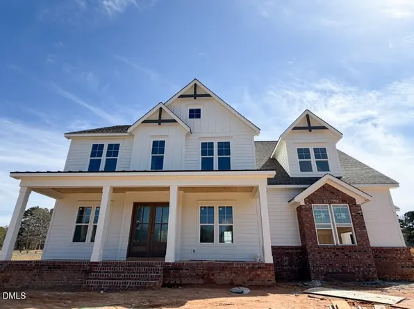 160 Broadleaf Ln, Youngsville, NC 27596