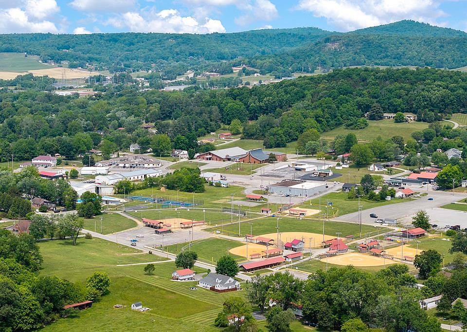 1st image of 0 Hilltop Dr
