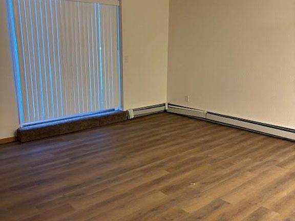 3rd image of 110 Columbia Ave SE APT 4