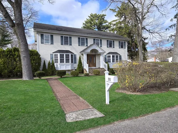 283 Elizabeth Avenue, Holbrook, NY 11741