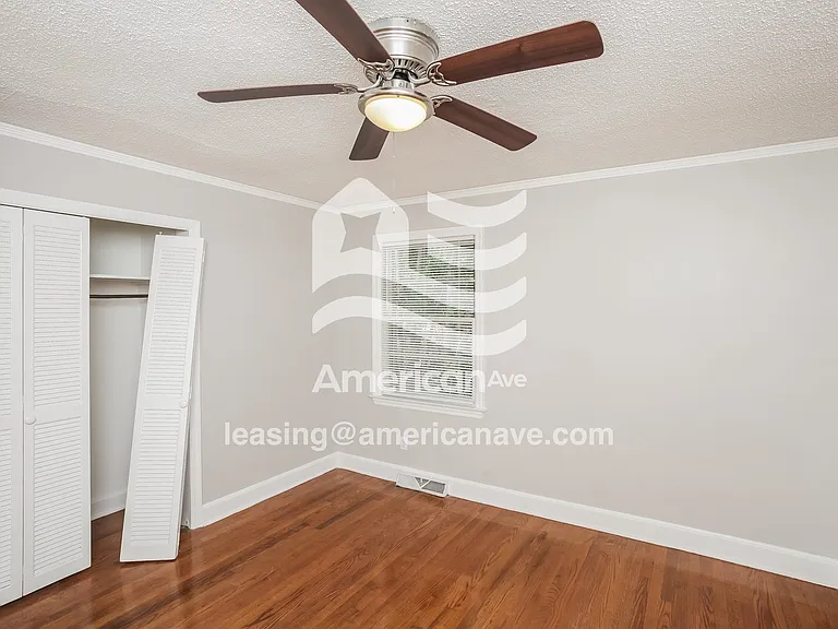 3677_010_main_bedroom_12846466.jpg