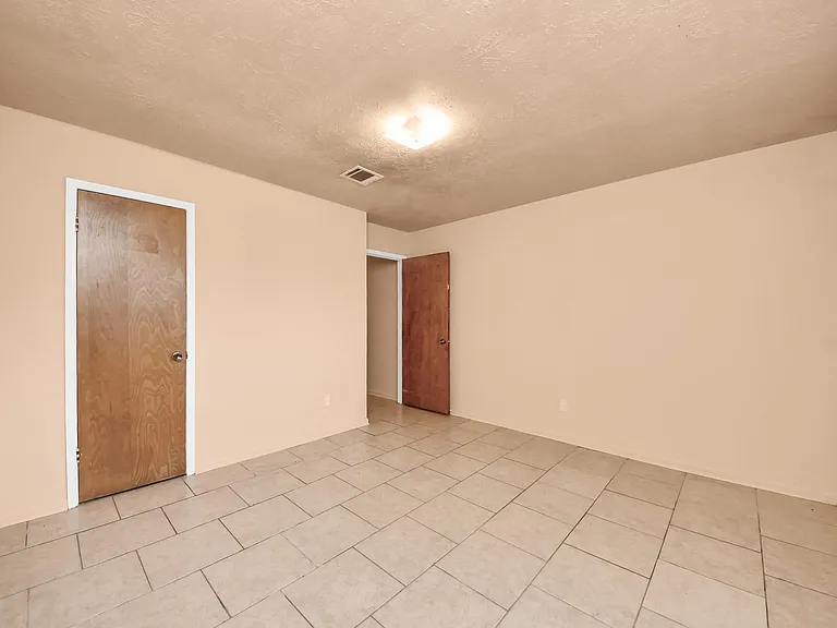 9126 Willow Meadow Dr — Photo 9