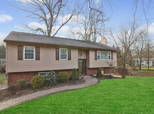 11 Gary Pl, Wappingers Falls, NY 12590