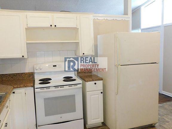 5th image of 4220 Hampshire Dr