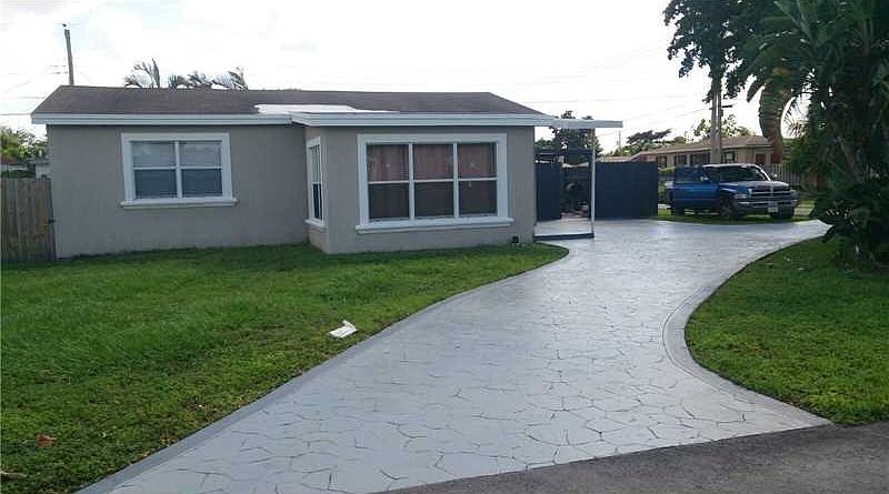 2nd image of 6448 Plunkett St
