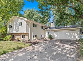 9330 45th Ave N, New Hope, MN 55428