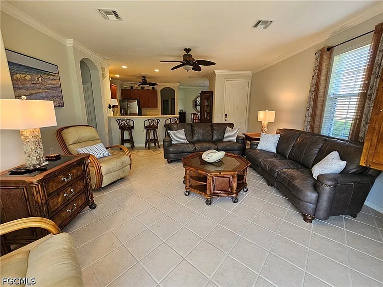 9209 Aviano Dr — Photo 3
