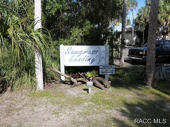 2nd image of 2731 N Seabreeze Point