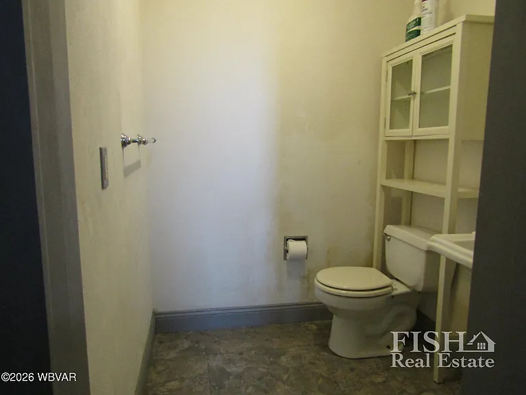 1820 Shiffler Ave — Photo 19