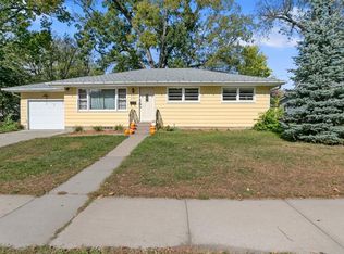 205 3rd St NW, Buffalo, MN 55313