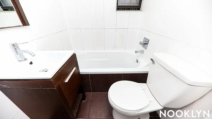 Rented by Nooklyn NYC LLC | media 18