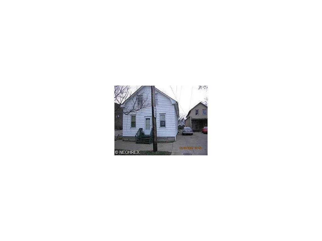 3207 W 33rd St photo 1