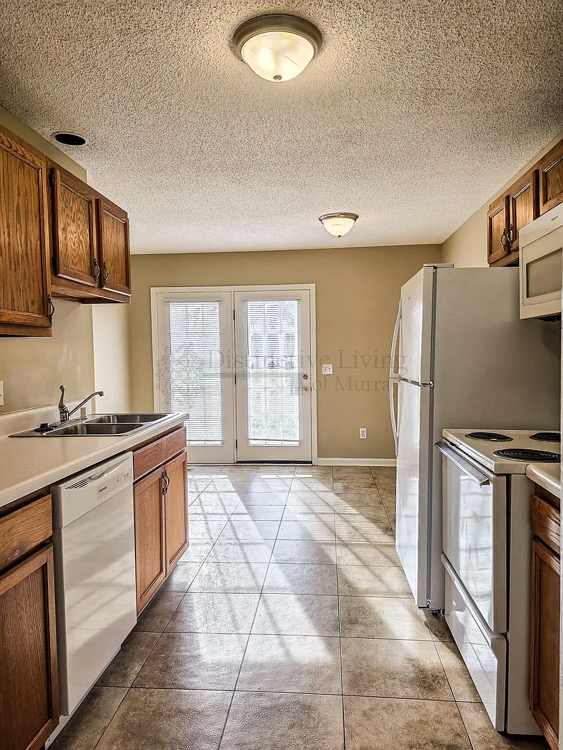 Showings available beginning 8/20/26 - Large 2 bedroom 1 bath duplex — Photo 1