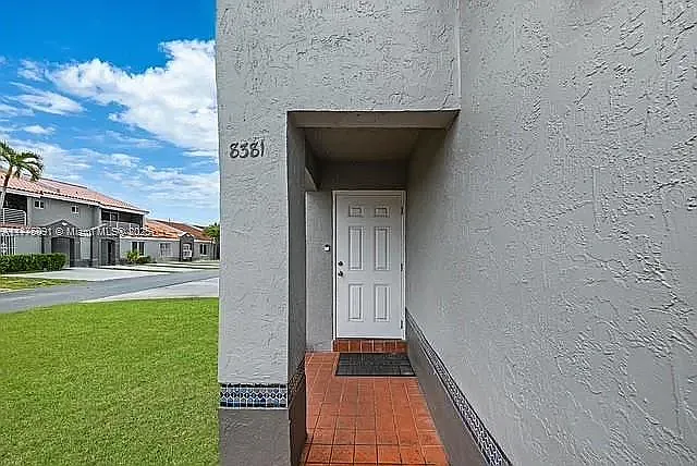 8381 SW 148th Ave — Photo 11