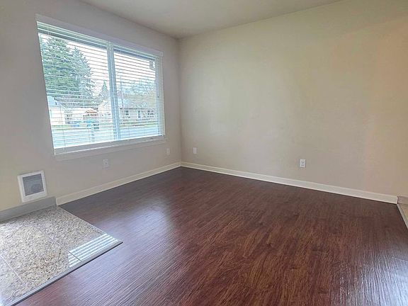 4th image of 12001-12009 S C St #318