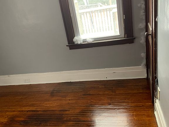 2nd image of 443 Dartmouth Ave