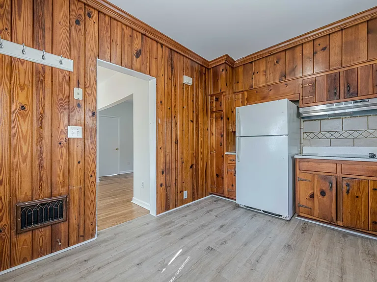 22-web-or-mls-N Decatur Rd-16_03072025